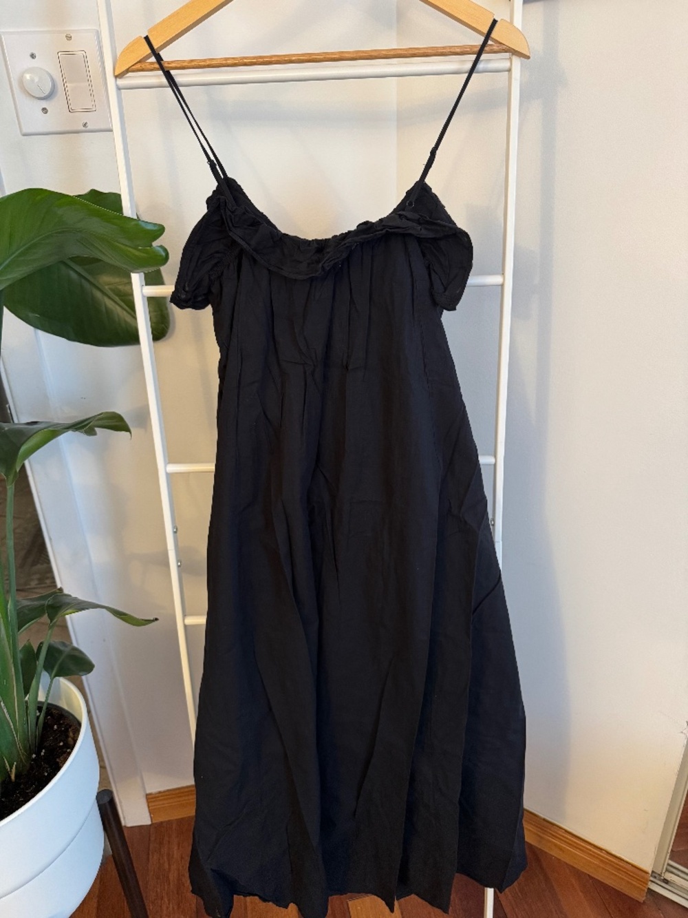 H&M Ruffled Maxi Dress - Picture 6 of 8